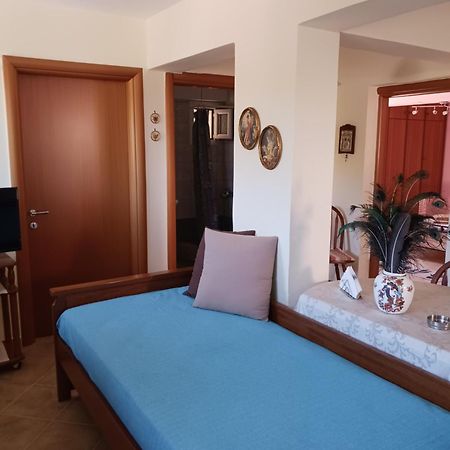 Agistri Sophia'S Apartment Skála Esterno foto