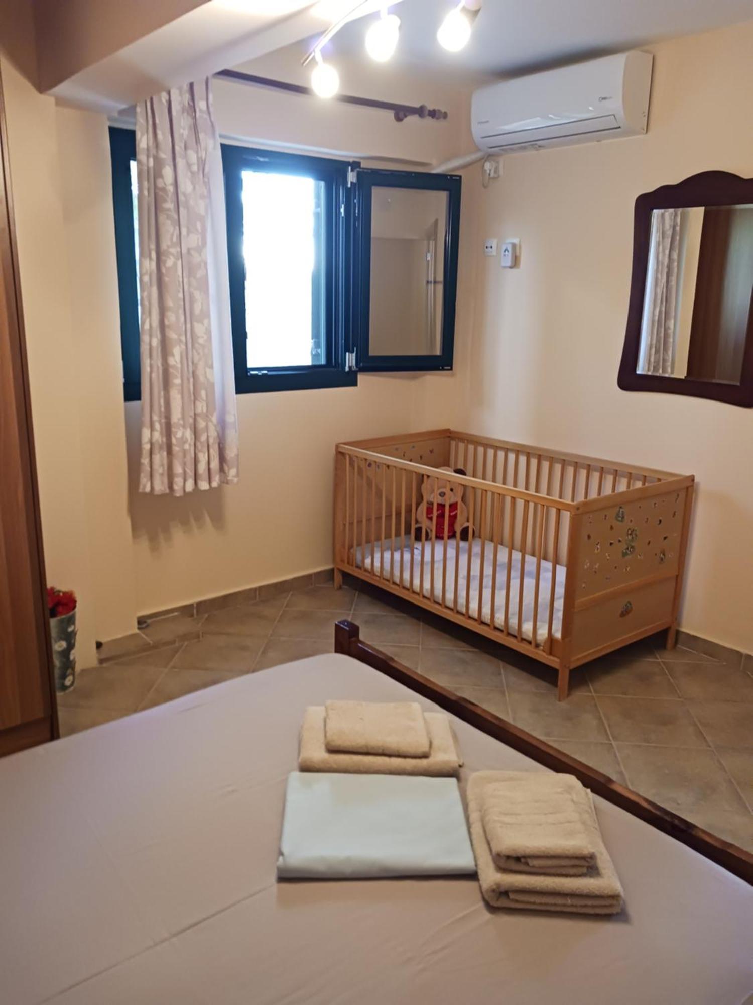 Agistri Sophia'S Apartment Skála Esterno foto